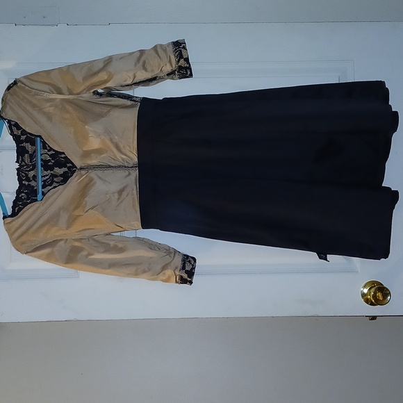 WOMEN'S DRESS - Picture 7 of 9